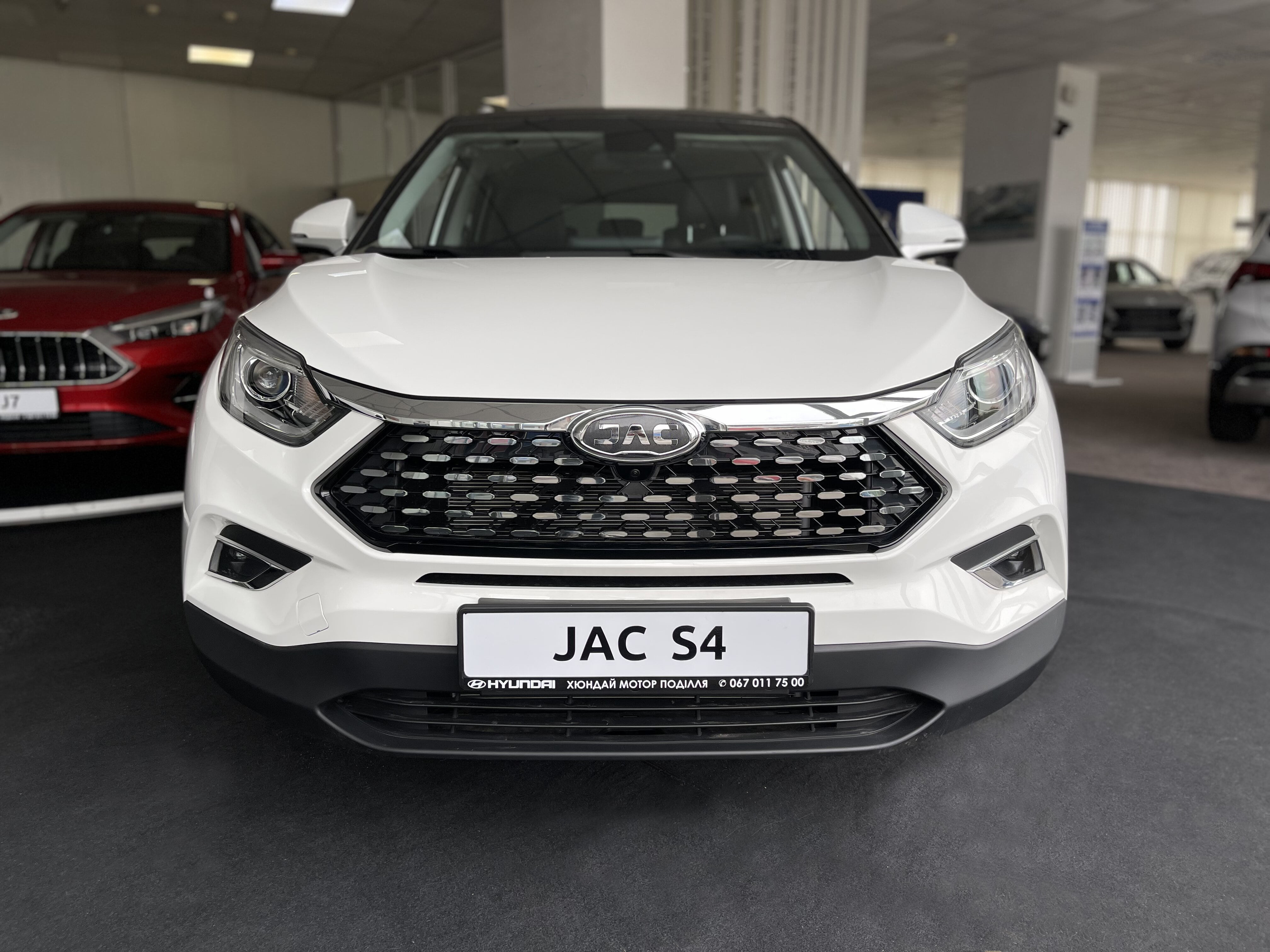 Автомобілі бренду JAC тепер офіційно представлені в м. Хмельницький