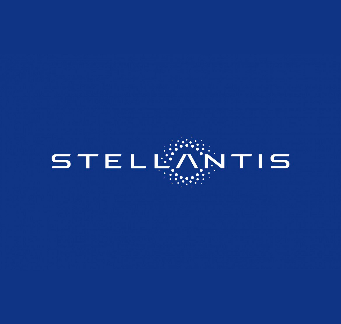 Stellantis повідомляє про чистий виторг за третій квартал у розмірі 32,6 млрд євро. Значні комерційні заходи та запуск нових продуктів пом’якшили вплив дефіциту напівпровідників. Річні прогнозні показники підтвердились
